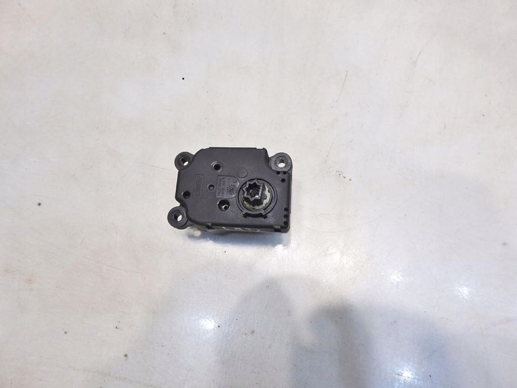 MOTOR INCALZIRE RENAULT LATITUDE EAD256 U4927002 Product image