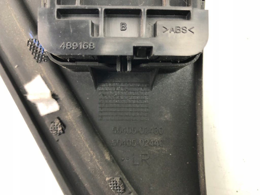 CADRU CAPAC RADIO TOYOTA AURIS II 55405-02430 Product image