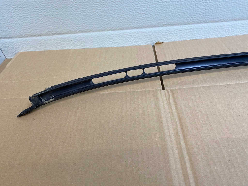 BMW E39 COMBI BANDA ACOPUS, DREAPTA, NEGRA Product image