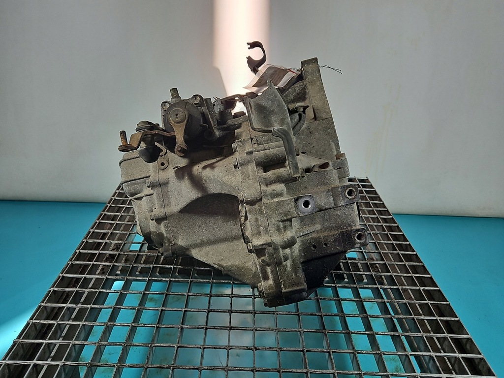 Cutie de viteze 31115-0D030 Toyota Yaris și 1,4 D4D Product image