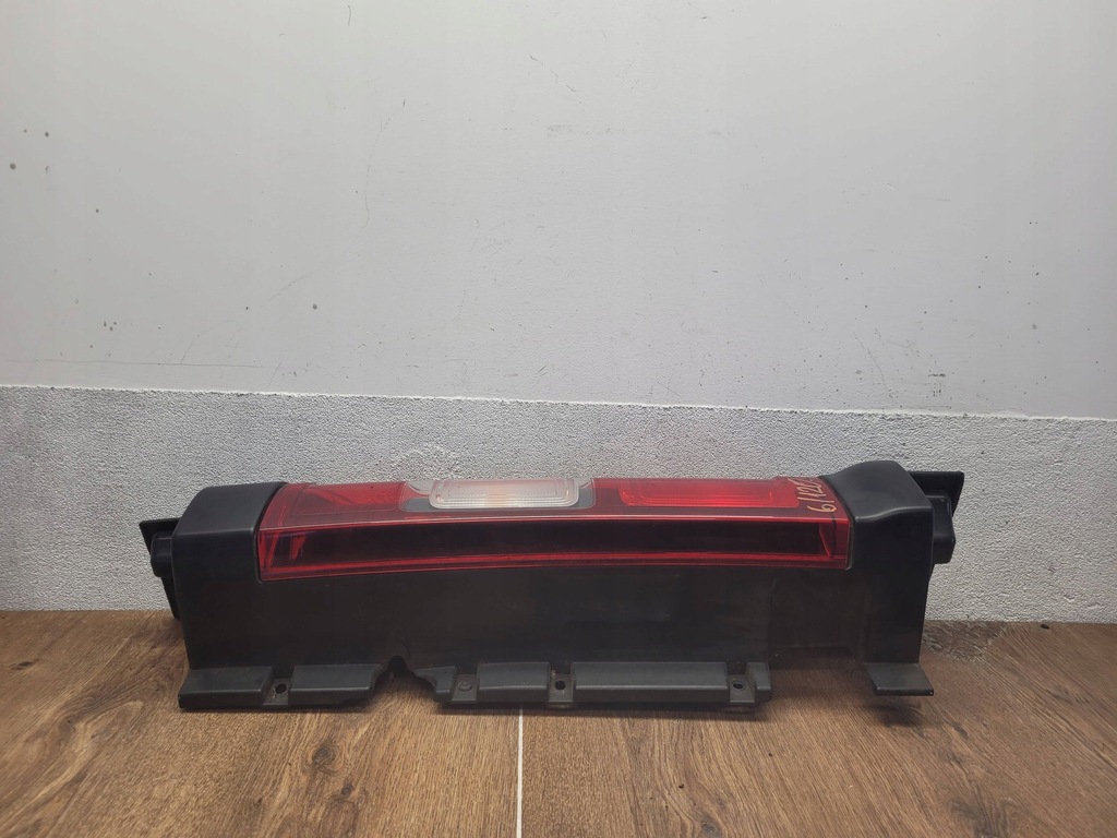 Renault Trafic III Vivaro II 265504656R lampă din spate dreapta din spate dreapta Product image