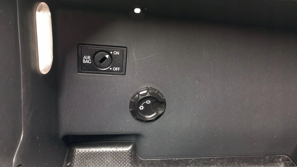 VW TOURAN I LIFT PASSENGER GLOVE EUROPA 07 Product image