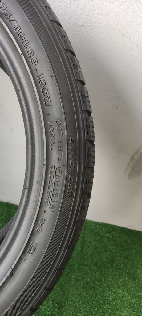 Hankook IceBear W300A 275/40R20 Product image