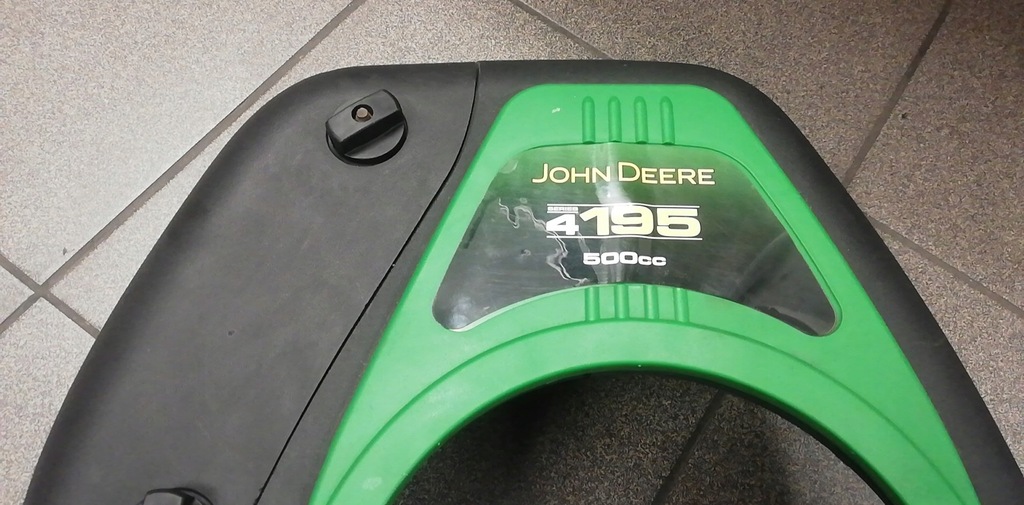 John Deere seria 4 195 capac carcasa motorului Product image
