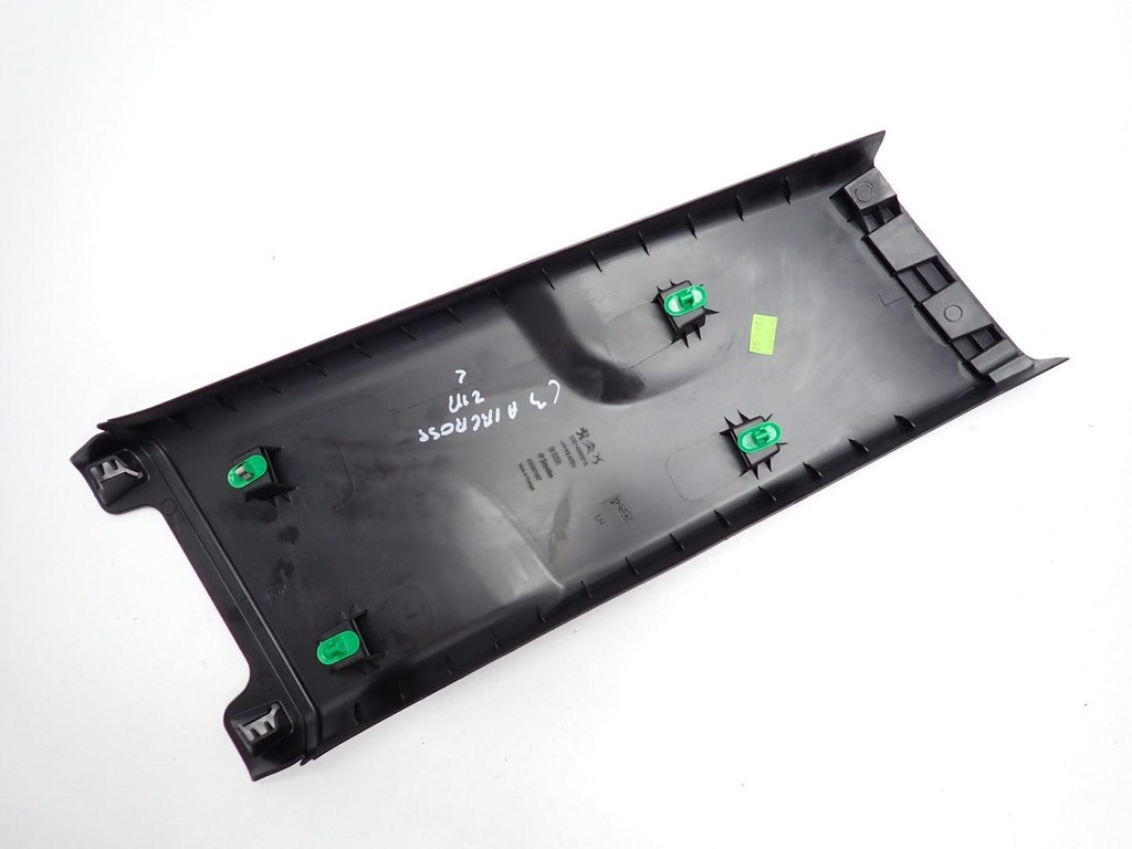 CAPAC STÂLPI PLASTIC STÂNGA CITROEN C3 III AIRCROSS 21R Product image