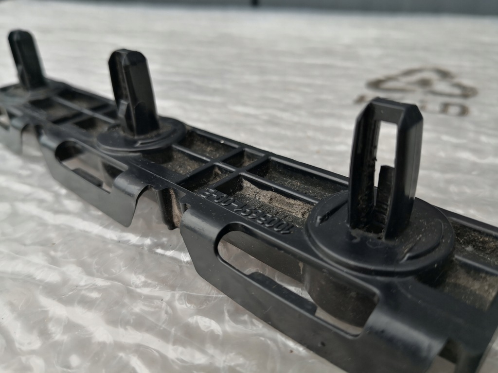 TESLA S SLIDE SPATE SILL MOUNT 1003691-00-B Product image
