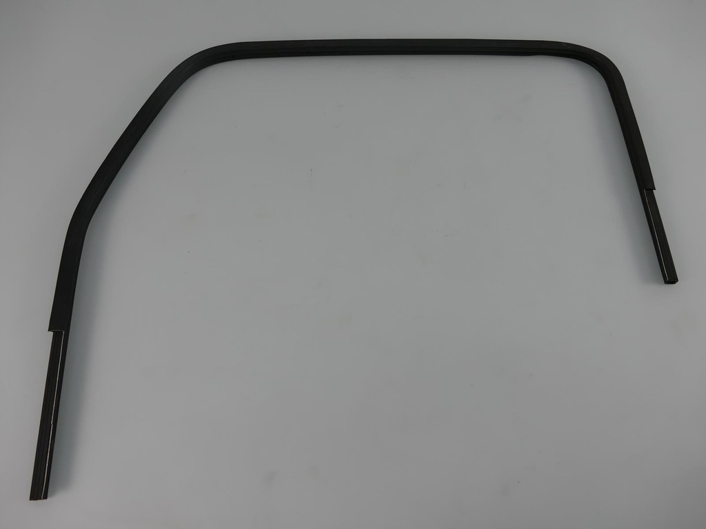 MITSUBISHI CANTER FUSO 7C15 DOOR WINDOW SEAL Product image