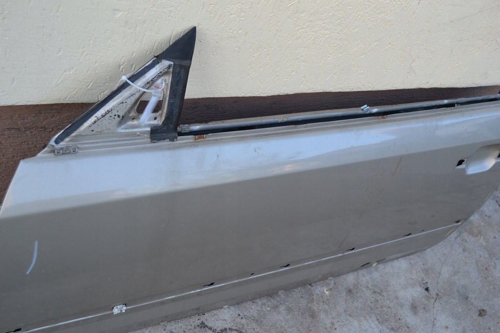 Mercedes W124 C124 Coupe Port stanga Product image