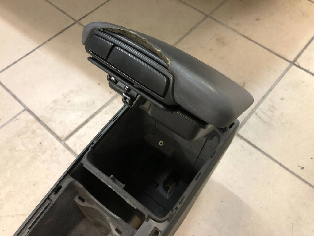 TUNEL CENTRAL COTIERA VOLVO S40 V50 30755375 Product image