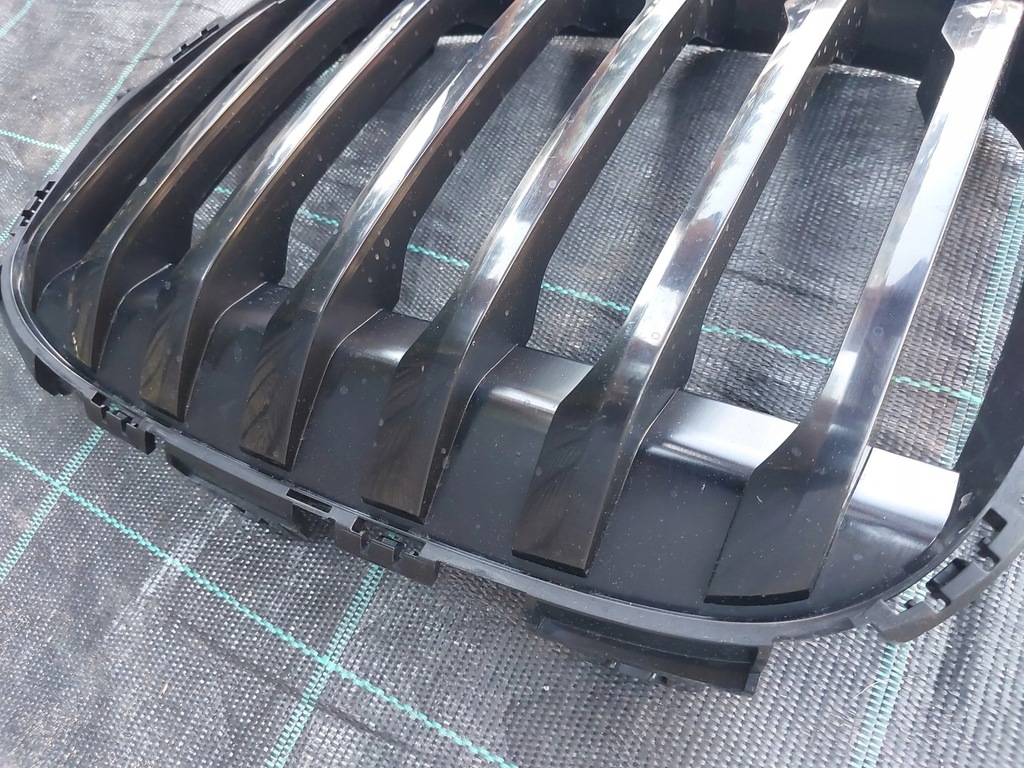 BMW 5 G30 G31 Grătar manechin, rinichi stâng, față Product image