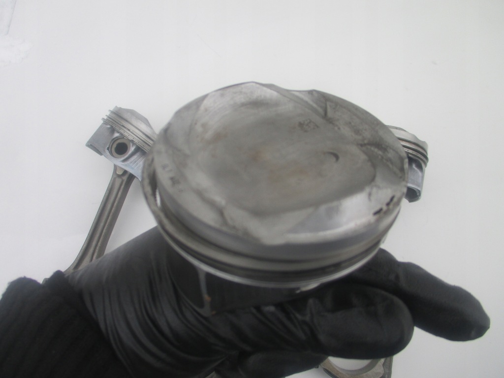 BIELLA PISTON 1.2 THP PURETECH PEUGEOT 208 2008 308 3008 CITROEN CS C4 B7 Product image