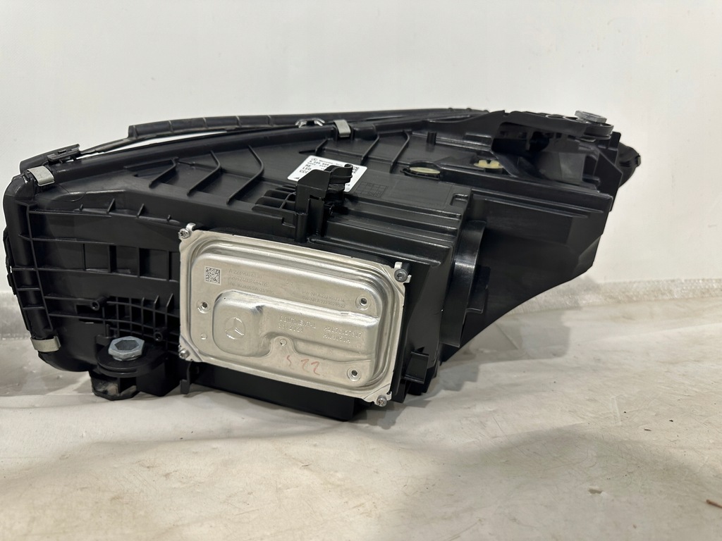 MERCEDES BENZ W206 CLASA C LAMPĂ LED DE ÎNALTĂ PERFORMANȚĂ STÂNGA DREAPTA EU KPL Product image