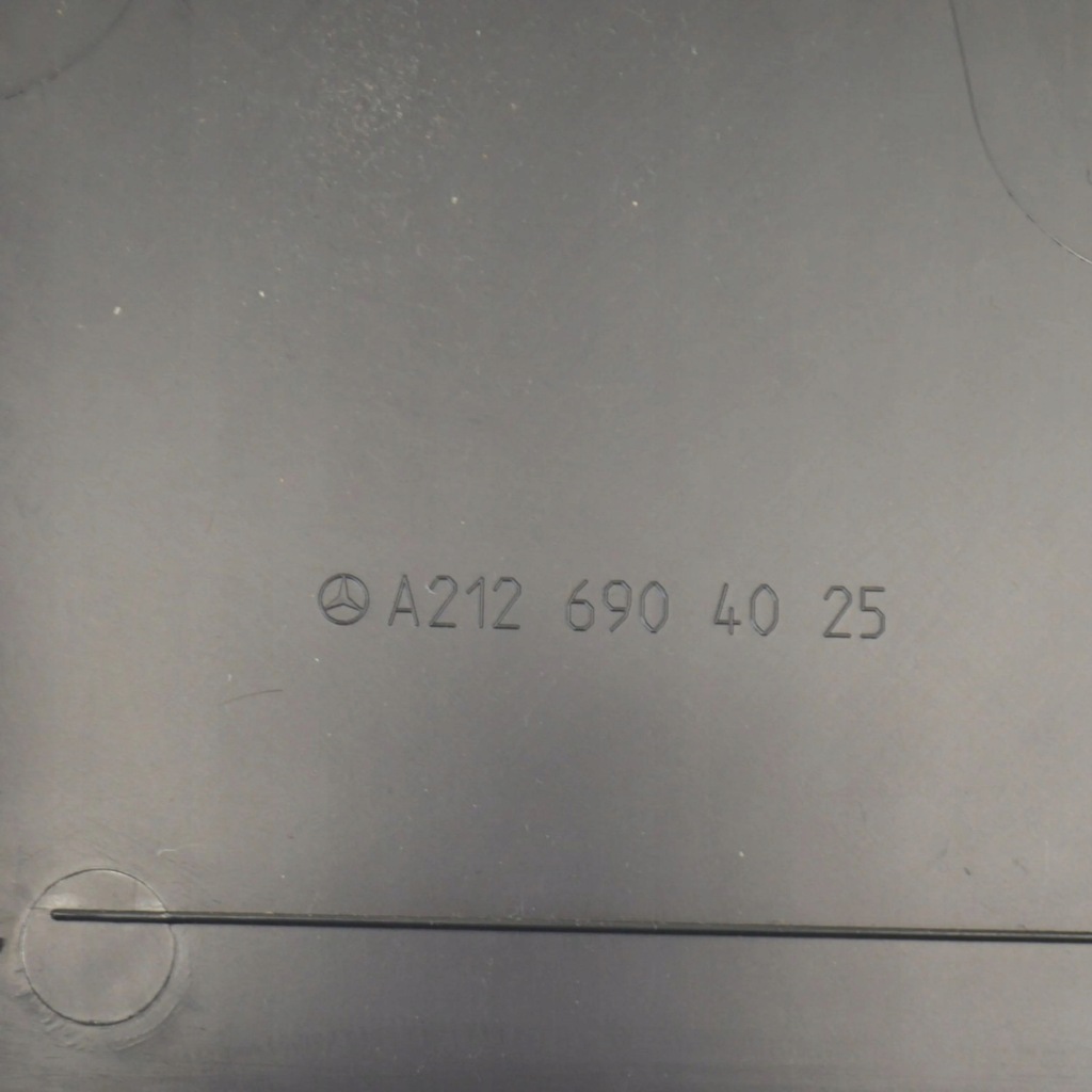 Mercedes-Benz E W212 2014 Coperta superioară din partea dreaptă / B Product image