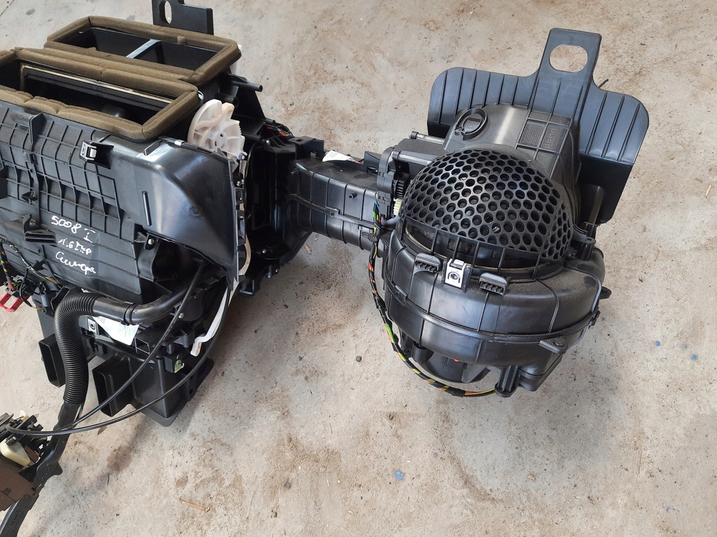 Peugeot 5008 1.6Thp Incalzire completa Product image