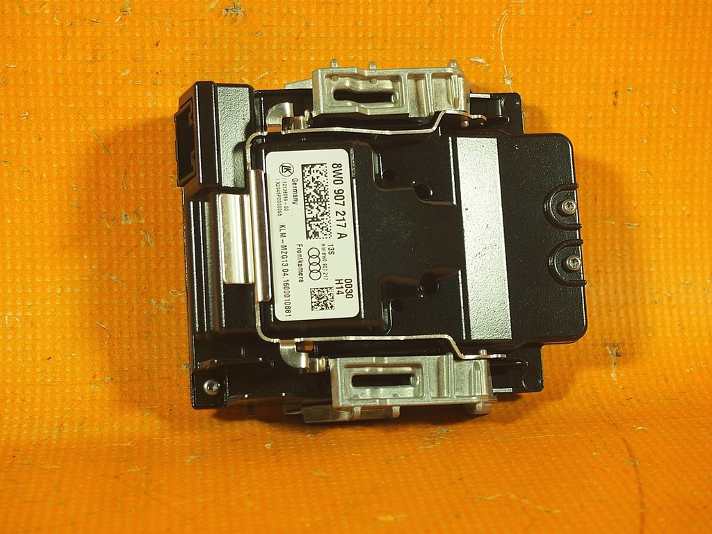 Audi A4 8W B9 58KM Asistent camera frontala 8w0907217a Product image