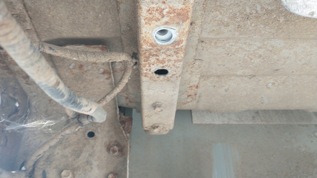 MITSUBISHI L200 FIAT FULLBACK PAKA APARĂ SPATE Product image