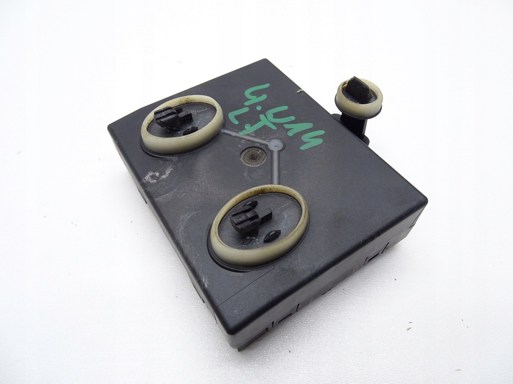 MODUL CONTROLLER UȘĂ STÂNGA SPATE A5 8T SPORTBACK 5D 8T0959795Q Product image