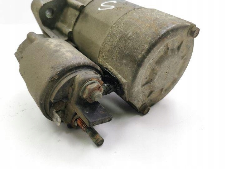 104674105119C RENAULT Starter Product image