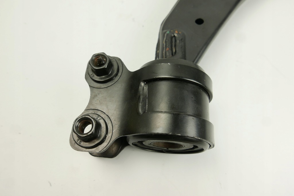 Front Swing Ampt Volvo C30 C70 S40 V50 15mm 30714127 31277465 Optimal Product image
