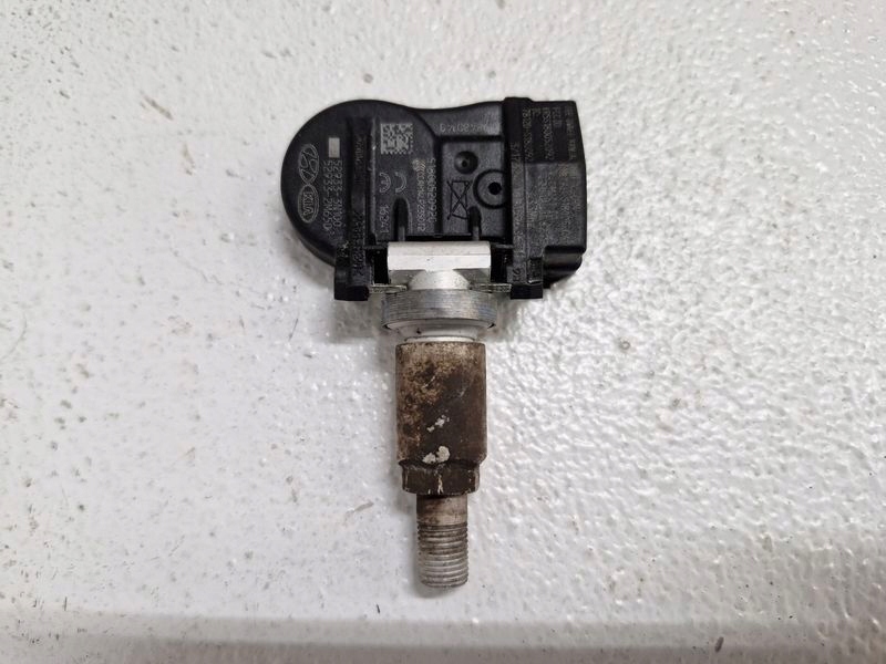 KIA CEED II 2 SORENTO II HYUNDAI I30 II SENSOR PRESIUNEA PNEURILOR TPMS Product image