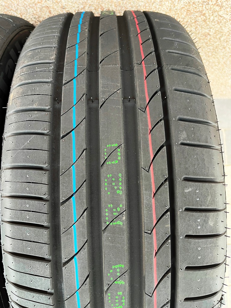 VW PASSAT B8 ROȚI DE VARĂ 235/40R19 AEZ NOU RIKEN Product image