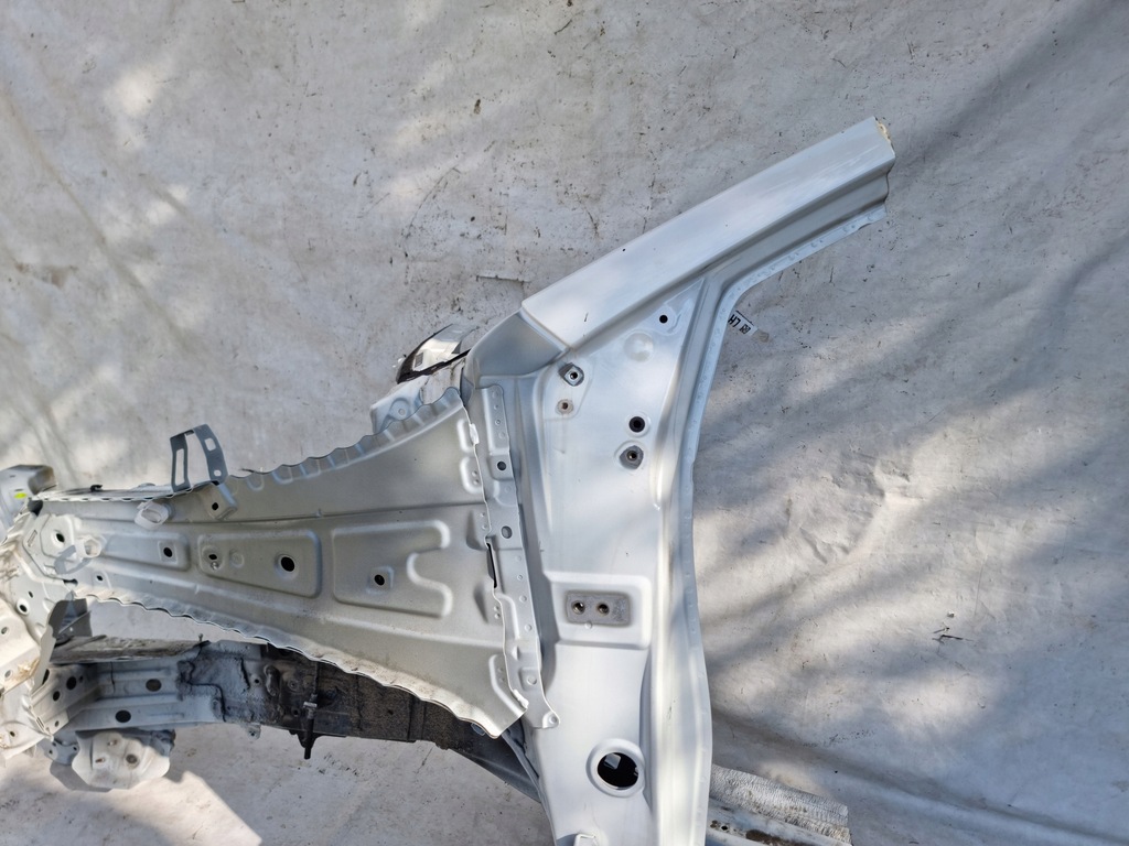 Toyota Sienna 2.5 Hybrid XLE cadru lateral sfert șofer față stânga 2021- Product image