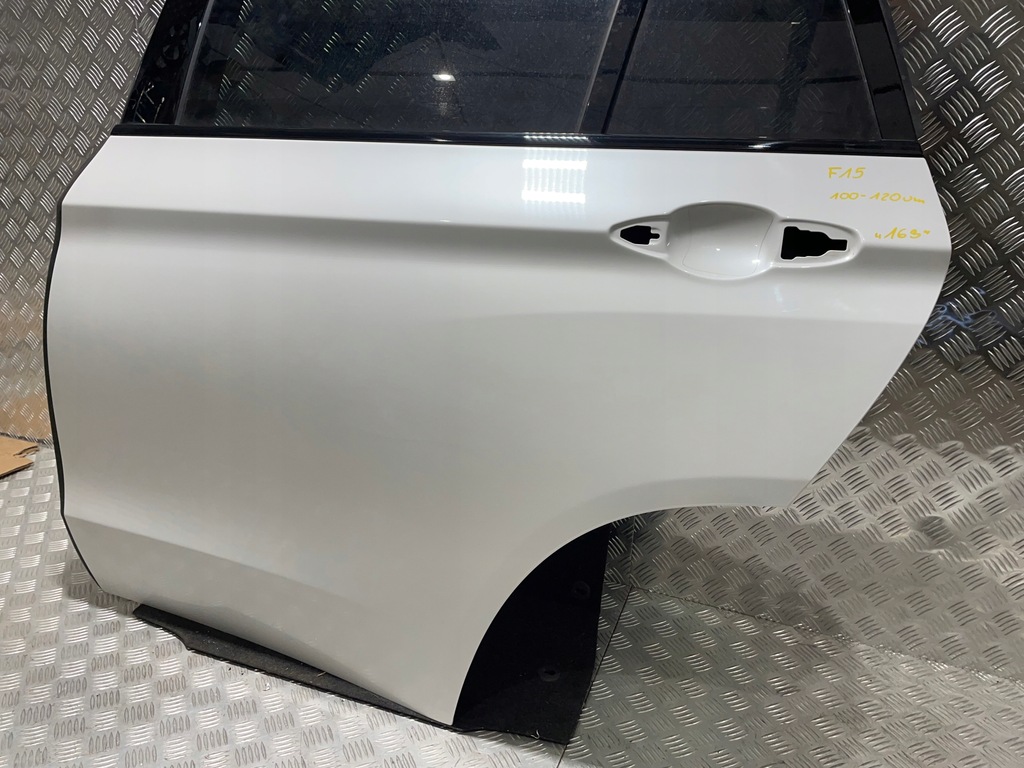 DRZWI LEWY TYŁ BMW X5 F15 A96 MINERALWEISS Product image