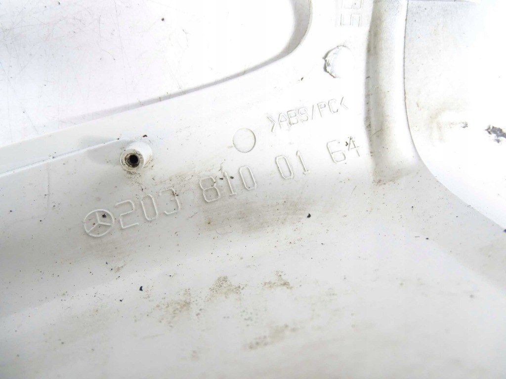 Mercedes Clasa C W203 CARCASA OGLINZĂ STÂNGA A2038100164 Product image