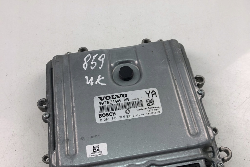 ECU Volvo V70 III (BW) 30785100 AB 2009 Unitatea de control a motorului 2009 Product image