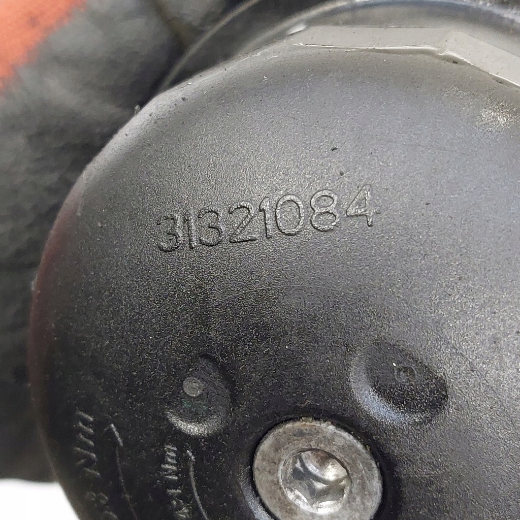 Volvo V40 II 2.0D D4204T14 Cook Corcek Filtru de ulei Cap 31321084 Product image