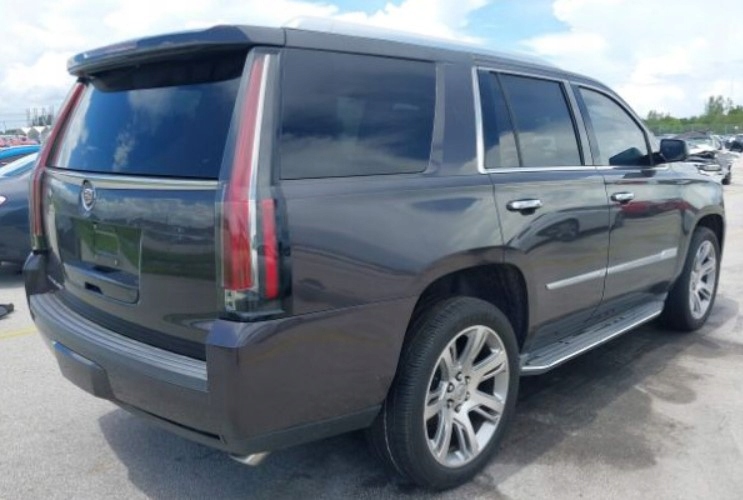 P2 Cadillac Escalade IV 2014 - Suport al bateriei GM 22829069C Product image