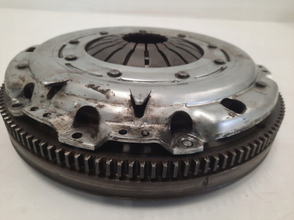 VOLKSWAGEN GOLF 5 V 03-09 VOLANT AMBREIAGE RIGID 699456 BKC Product image