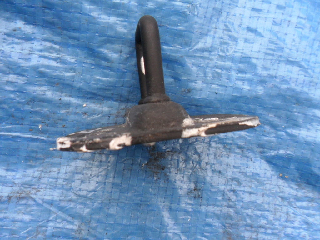 OPEL-PARTS Zafira C Șurub de blocare a hayonului spate Product image