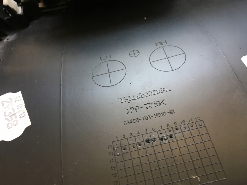 HONDA CR-V IV 12- GREȚII DE AER SPATE A PANOULUI GRĂTAR TUNELULUI CENTRAL Product image