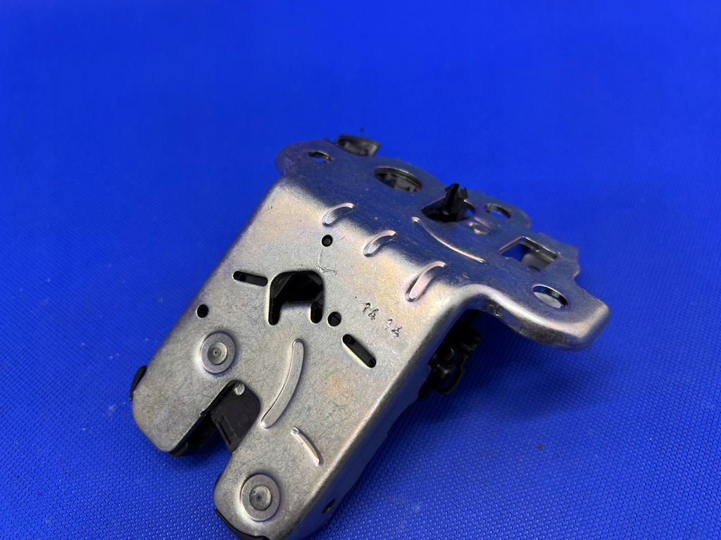 BLOCARE HAYON AUDI 4H0827505A Product image