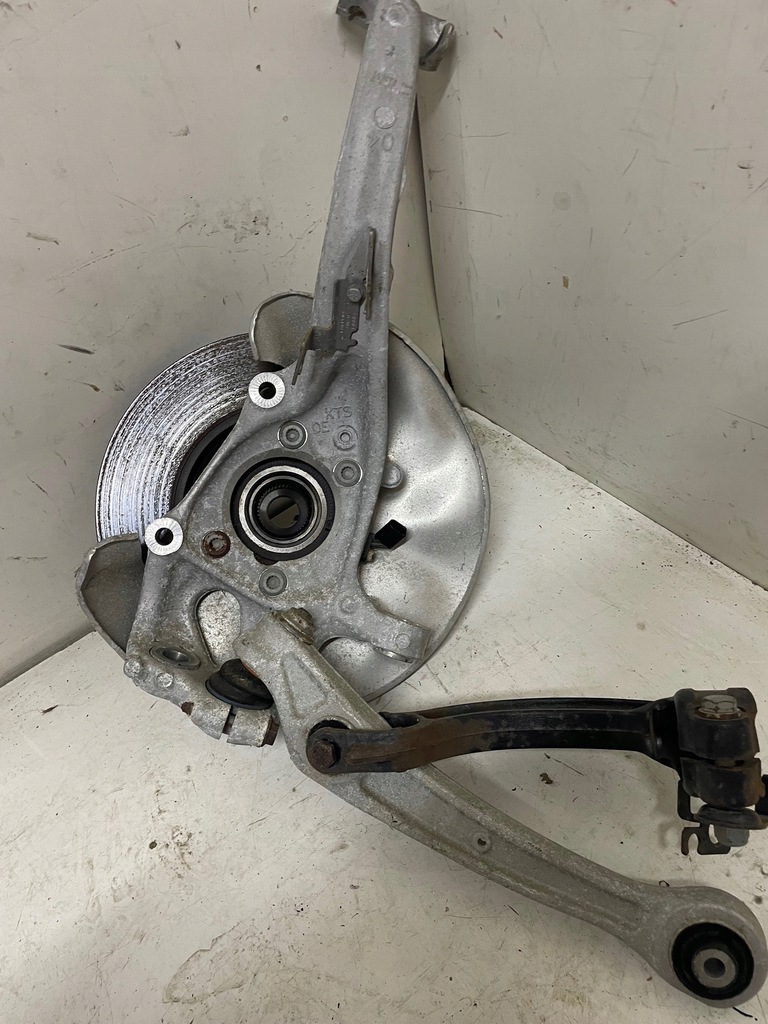 AUDI A6 A7 SUSPENSION FATA STÂNGA DREAPTA Articulatie 4G0407242D 4G0407271D Product image