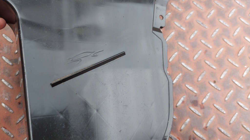 FLADER STÂNGA SPATE TOYOTA COROLLA CROSS 21- Product image