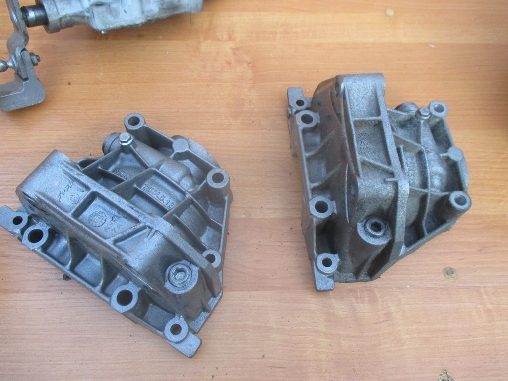 FIAT 1.2 1.4 8V 16V CARCASA TRANSMIȚIE 5 6 VITEZE 73502791.1 C51451344 Product image