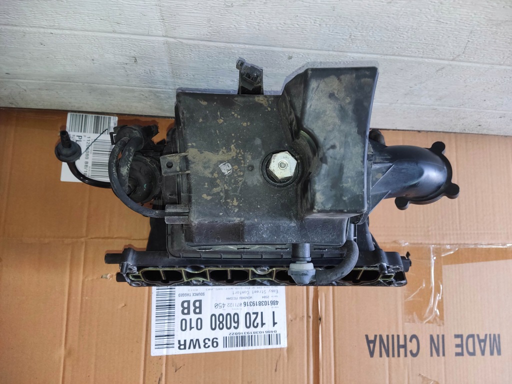 COLECTOR DE INDUCȚIE OPEL 1.6 16V 115CP Z16XER 55559368 Product image