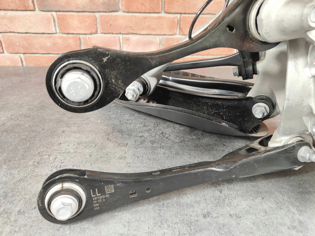 BMW G01 X3 G02 X4 spate stânga din spate stânga + Swing Arms 6879751 Product image