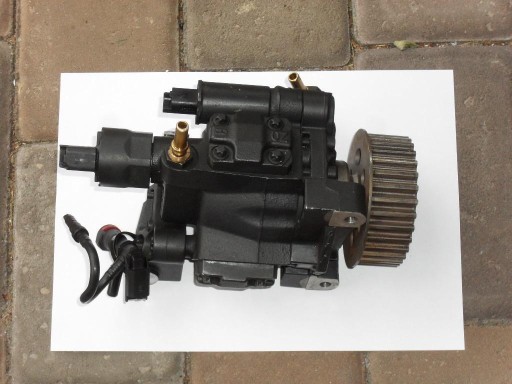 pompa injectie bdb 8200821184 1.5DCi originala bdb