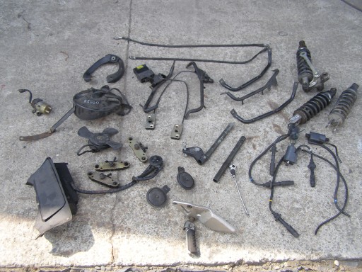 Piese Suzuki RF 600