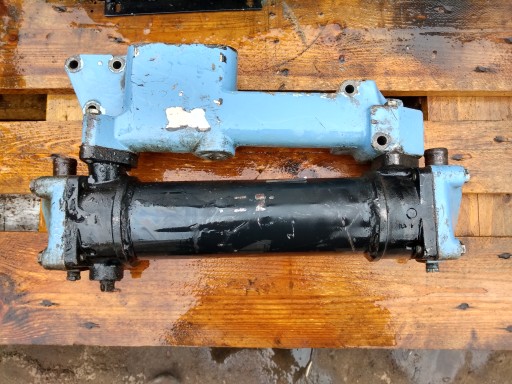 Răcitor de ulei John Deere 6101A, 6101H AR69045
