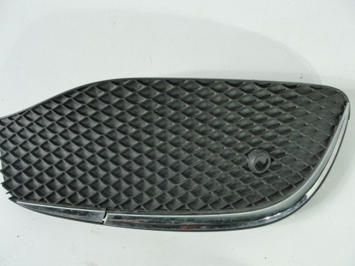 GRILA BAREI DE PROTECȚIE DREAPTA MERCEDES W213 E A2138850822