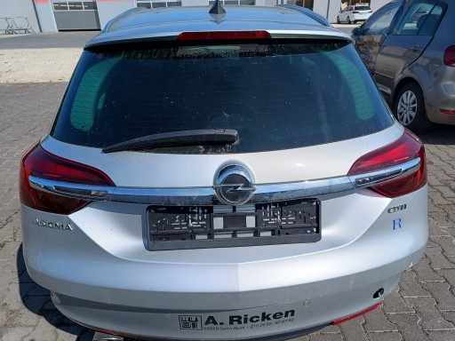 OPEL INSIGNIA A CAPAC PORTBAGAI LIFT