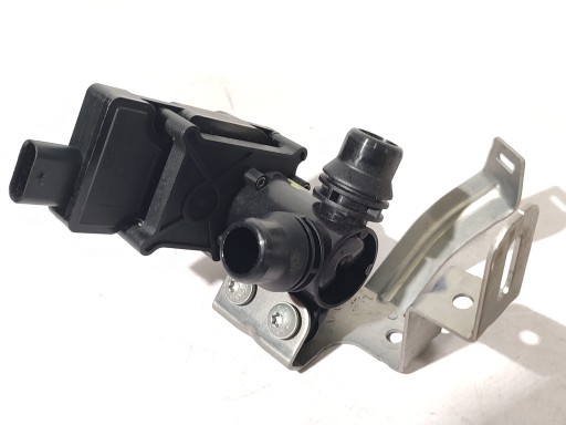 Mercedes E Clasa W213 Valva de apă A0005061300 A2135013701