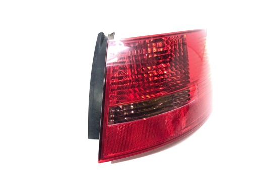 Lampa din spate dreapta Audi A6 C6 4F9945096 Stație vagon 04-11