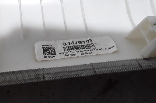 Drepturi frontale Volvo Pilon Cover 31479193 2.0L Benzină 2022