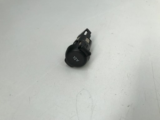 OPEL MOKKA-E MOKKA II B 2023 PRISE PORT INCARCARE 12V 9801851077