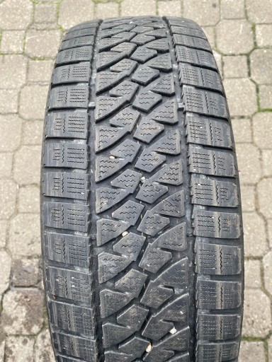 1buc BRIDGESTONE Blizzak W810 215/65/16 C 109/107R 2018 6 mm